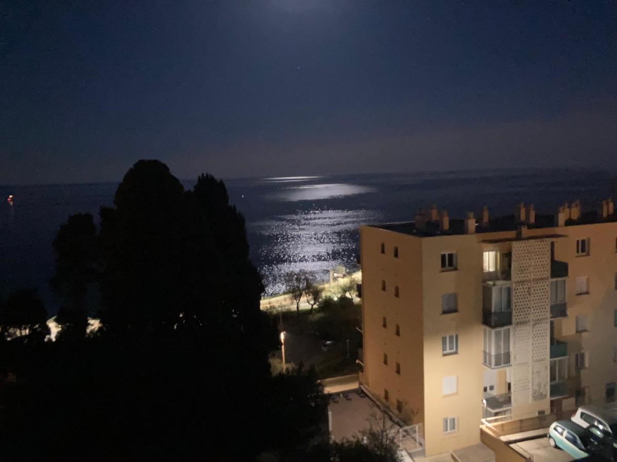Mountain View & Sea View Location Chambre Individual 1 Sur 3 Chambres Dispo Avec Climes Mais Salle De Bain Et Salon En Commune Μπαστιά Εξωτερικό φωτογραφία