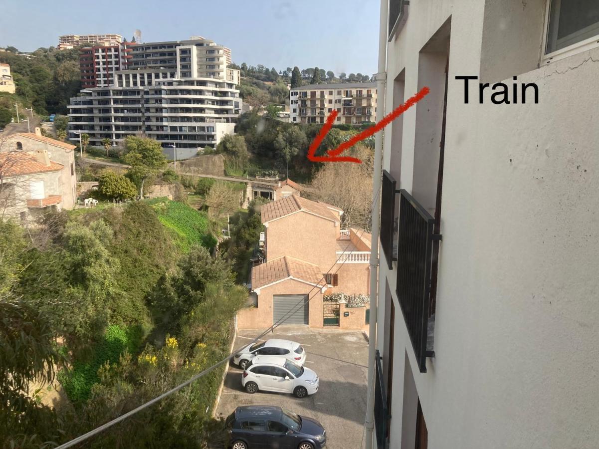 Mountain View & Sea View Location Chambre Individual 1 Sur 3 Chambres Dispo Avec Climes Mais Salle De Bain Et Salon En Commune Μπαστιά Εξωτερικό φωτογραφία