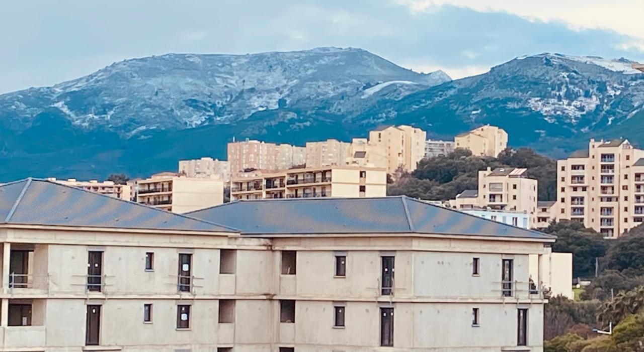 Mountain View & Sea View Location Chambre Individual 1 Sur 3 Chambres Dispo Avec Climes Mais Salle De Bain Et Salon En Commune Μπαστιά Εξωτερικό φωτογραφία